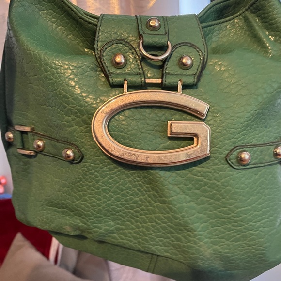 Green Guess purse - Picture 5 of 5